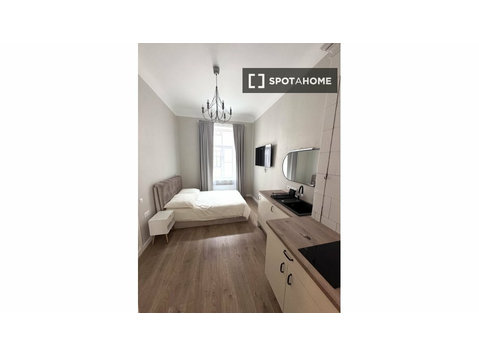 Studio à louer à Centra Rajons, Riga - Appartements