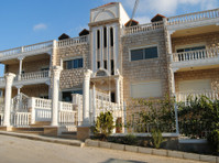 287 m2 furnished Apartment on ground floor in Ein El Jdideh - Byt