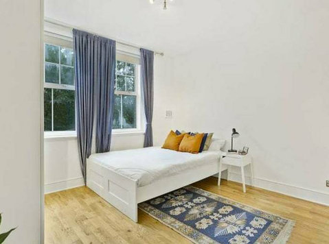 spacious 1 Bedroom Apartment Flat in Luxemburg - Pisos