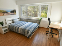 Furnished double bedroom (c) – spacious house | Limpertsberg - Συγκατοίκηση
