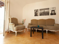 Furnished double bedroom (d) – modern duplex | Kirchberg - WGs/Zimmer