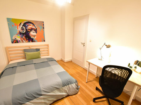 Furnished new double bedroom in Hamilius - Kimppakämpät