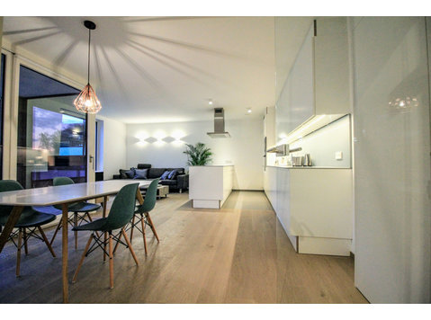 Luxury 2 Bedrooms Penthouse Luxembourg Kirchberg - Zu Vermieten