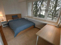 Furnished double bedroom(e)–very central flat | Limpertsberg - Căn hộ