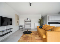 New Yorker 103 - 2 Bedrooms Apartment with Terrace - Apartemen