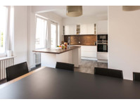 Studio meublé avec salle de bain privative