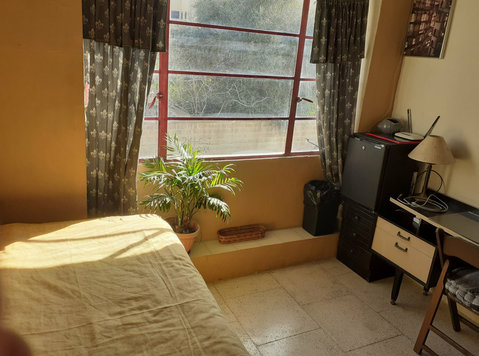 Private room in Gzira Available Now - Flatshare