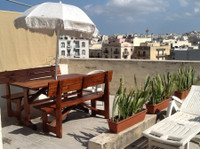 Share a nice Penthouse right in st. Julian's city center - Collocation
