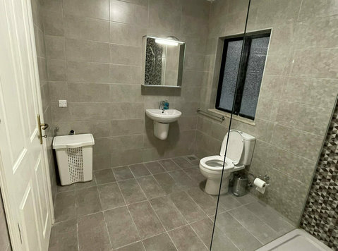 St Julians 06x Lux Double Room with en-suite bathroom - Flatshare