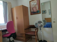double bedroom at St Paul Bay (6a) - Flatshare