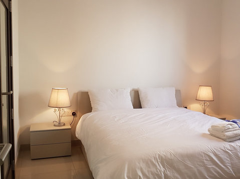 Three bedroom modern apartment in central Malta - Apartemen