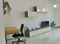Stylish and spacious apartment in centre of Malta - குடியிருப்புகள்  