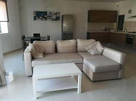 San Gwann direct from owner- Large 2 Bedroom Apartment - Διαμερίσματα