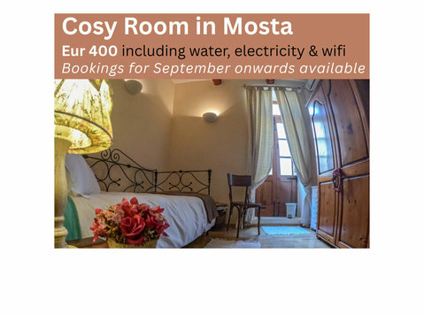 Cosy Room in Quiet, Charming House - Nhà