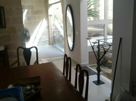 Farm House with Pool in Gozo Qala. 400.- per week - Domy