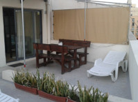 Office in Spinola Bay st Julian's with large private terrace - Γραφείο/Εμπορικός