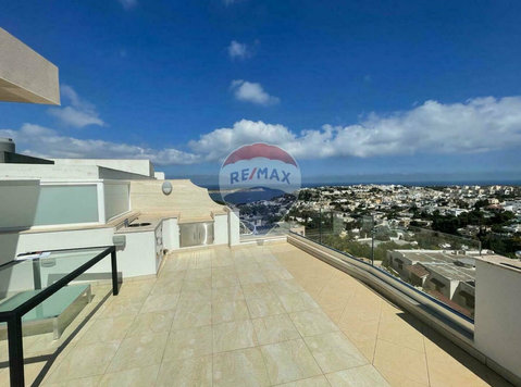 Fantastic Penthouse with Stunning Views - Appartamenti
