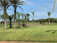SALE OF A FARM of 2 hectares area of ​​Sidi Rahal - Häuser