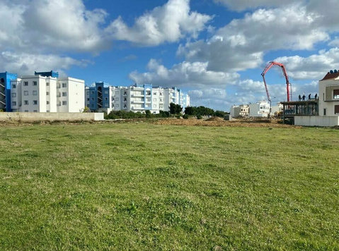 VENTE TERRAIN R+4 DE 2300M² A MARTIL - Terrain
