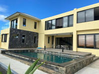 Flatio - all utilities included - Seaview Modern 4 bedrooms… - Aluguel