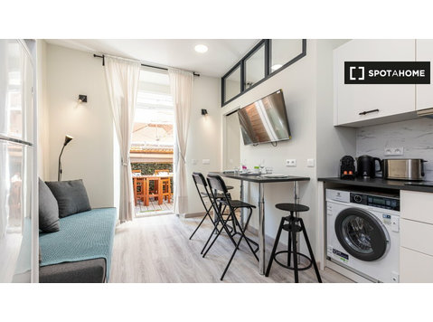 Apartamento de 1 dormitorio en alquiler en Niza - Pisos