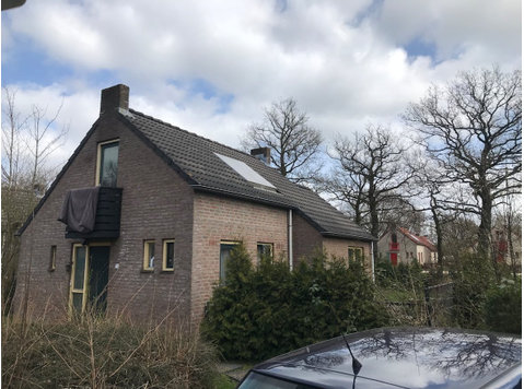 Groene Heuvels, Ewijk - Куќи
