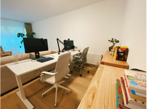 A flat for remote working families - K pronájmu