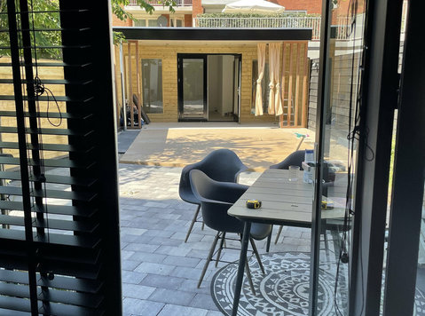 3 bedroom apartment 100 m2 with large garden - Apartments