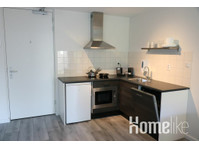 Modern deluxe studio apartment with private parking - Apartments