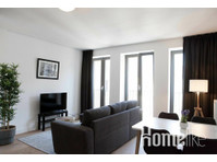 Great apartment in city center - דירות