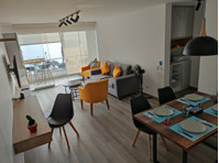 Flatio - all utilities included - Ocean view apartment in… - Til leje