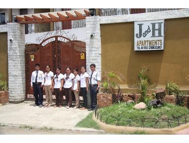 J&h 2Br 55sqm Apartment for rent in Cebu 901 - Pisos