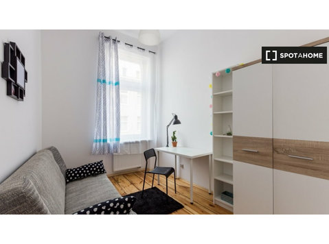 Room for rent in a residence in Poznan - 空室あり