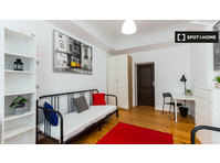 Room for rent in a residence in Poznan - Aluguel
