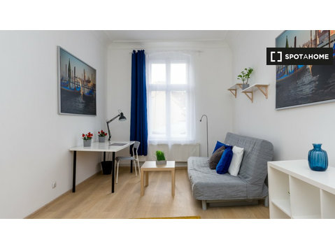 Room for rent in a residence in Poznan - Ενοικίαση