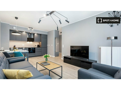 3-bedroom apartment for rent in Stare Miasto, Poznan - アパート