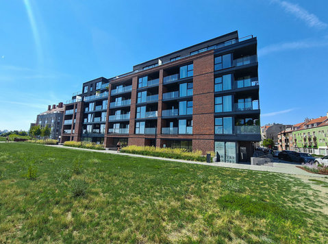Luxury Apartment in Wola, Grzybowska 37  A/C Balcony Parking - Apartman Daireleri