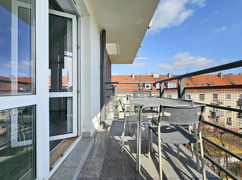 Sunny 2 room apartment in Jeżyce with balcony Poznań - Apartments