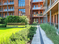 Modern luxury apartment for rent Poznań City Park Grunwald - Mājas