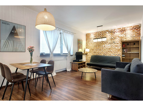 Flatio - all utilities included - A romantic apartment in… - Аренда