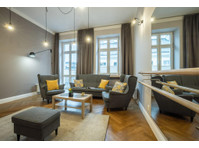 Exceptional 3 rooms apartment 96m2 in CENTER of Lodz - Apartman Daireleri