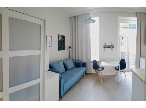 Lovely, new studio apartment on Piotrkowska street - Apartments