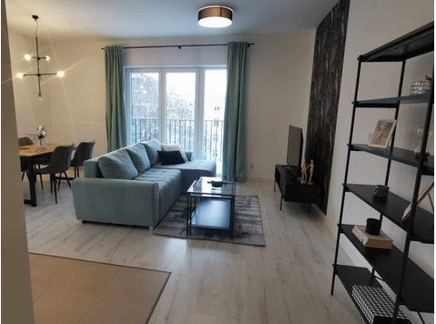 Main CENTER new 3 rooms apartment - Appartements