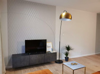 New, stylish 3 rooms in “Central Park” Orange/Golden - Appartamenti