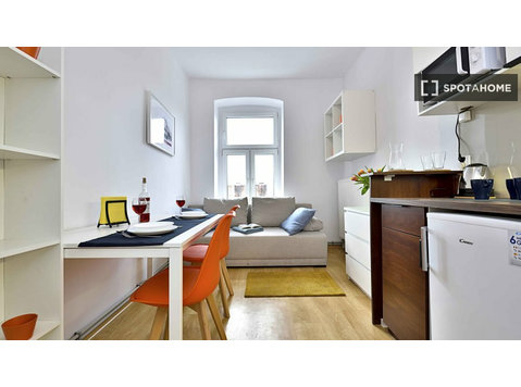 Studio apartment for rent in Źródliska, Lodz - Apartments
