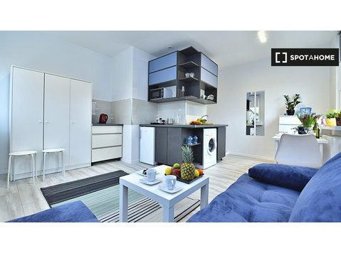 Studio apartment for rent in Źródliska, Lodz - Apartamentos