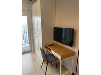 Studio apartment with bed and sofa 33m2 - Lejligheder