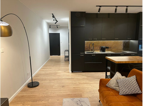 Stylish 3 rooms in “Central Park” on ground floor - Apartments
