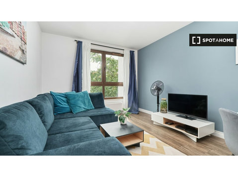 3-bedroom apartment for rent in Stare Miasto, Wroclaw - Apartemen
