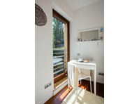 Flatio - all utilities included - Room for a girl near… - Woning delen